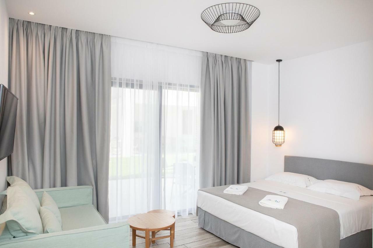 Suites Sole Keramoti  Eksteriør billede